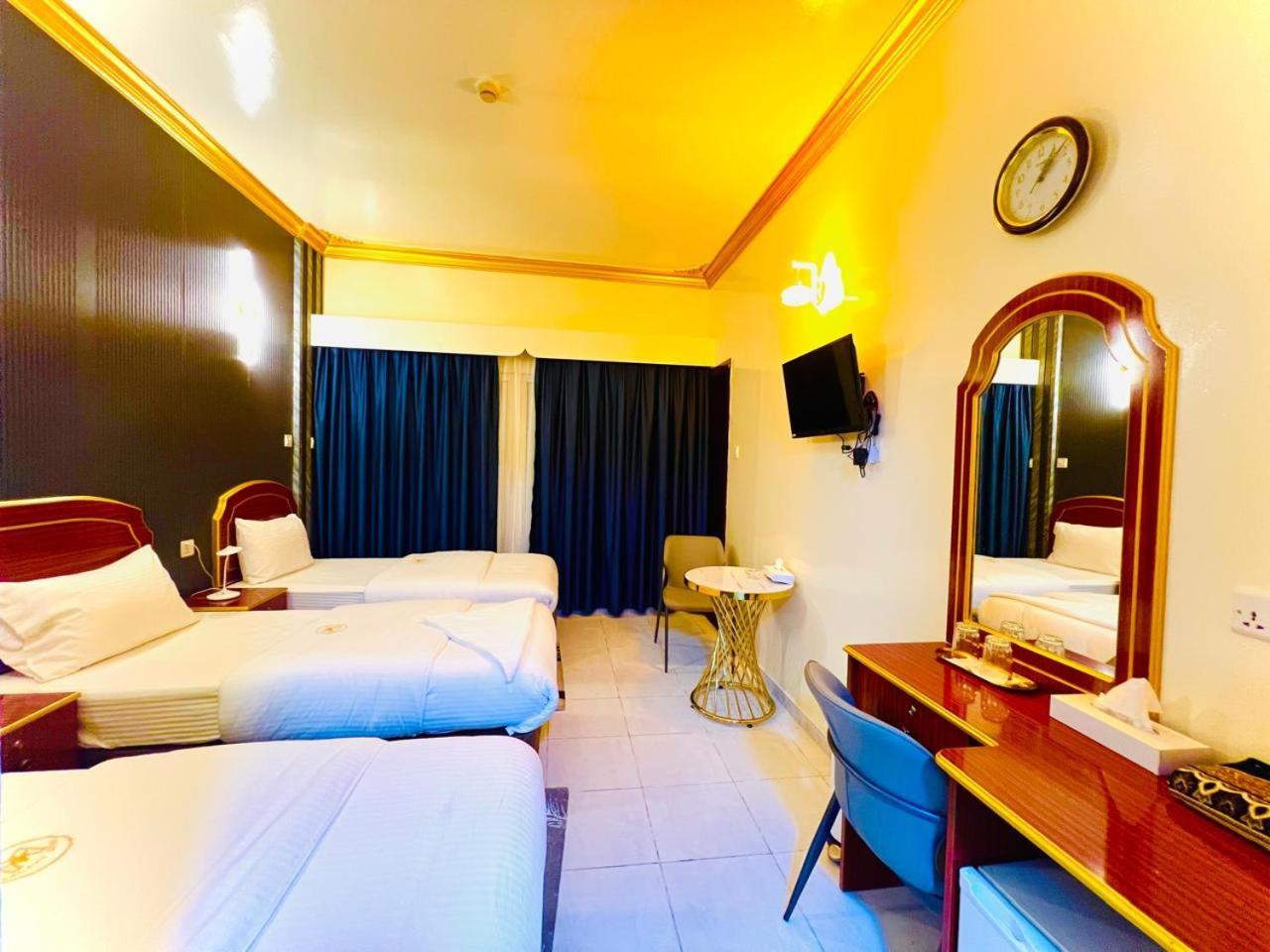 Galaxy Star Hotel Dubai Exterior foto